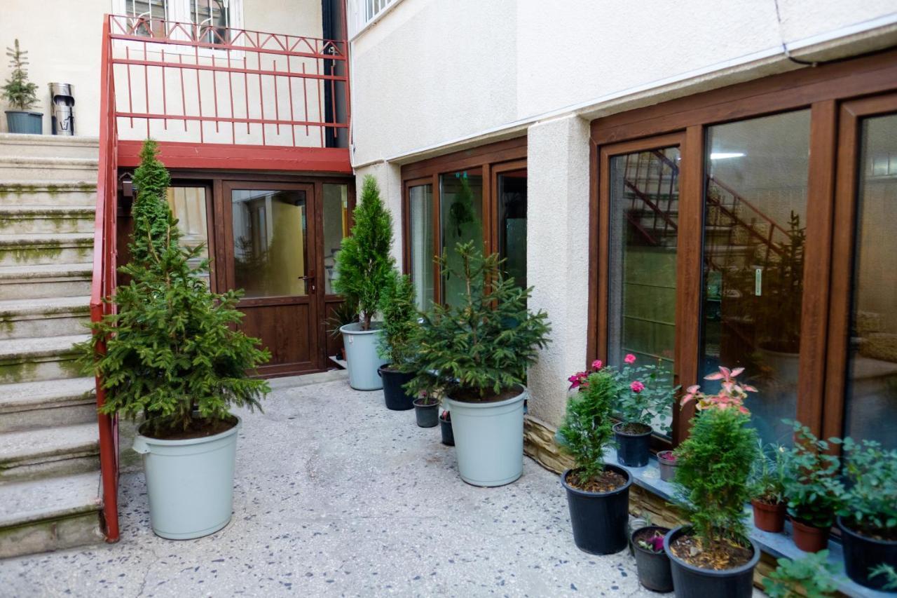 Apartment Rome Tbilisi Buitenkant foto