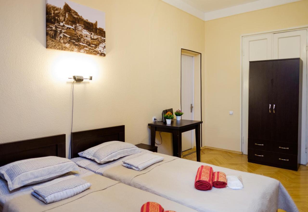Apartment Rome Tbilisi Buitenkant foto