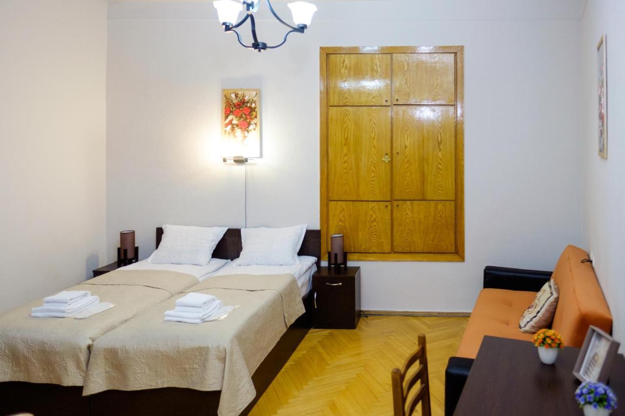 Apartment Rome Tbilisi Buitenkant foto