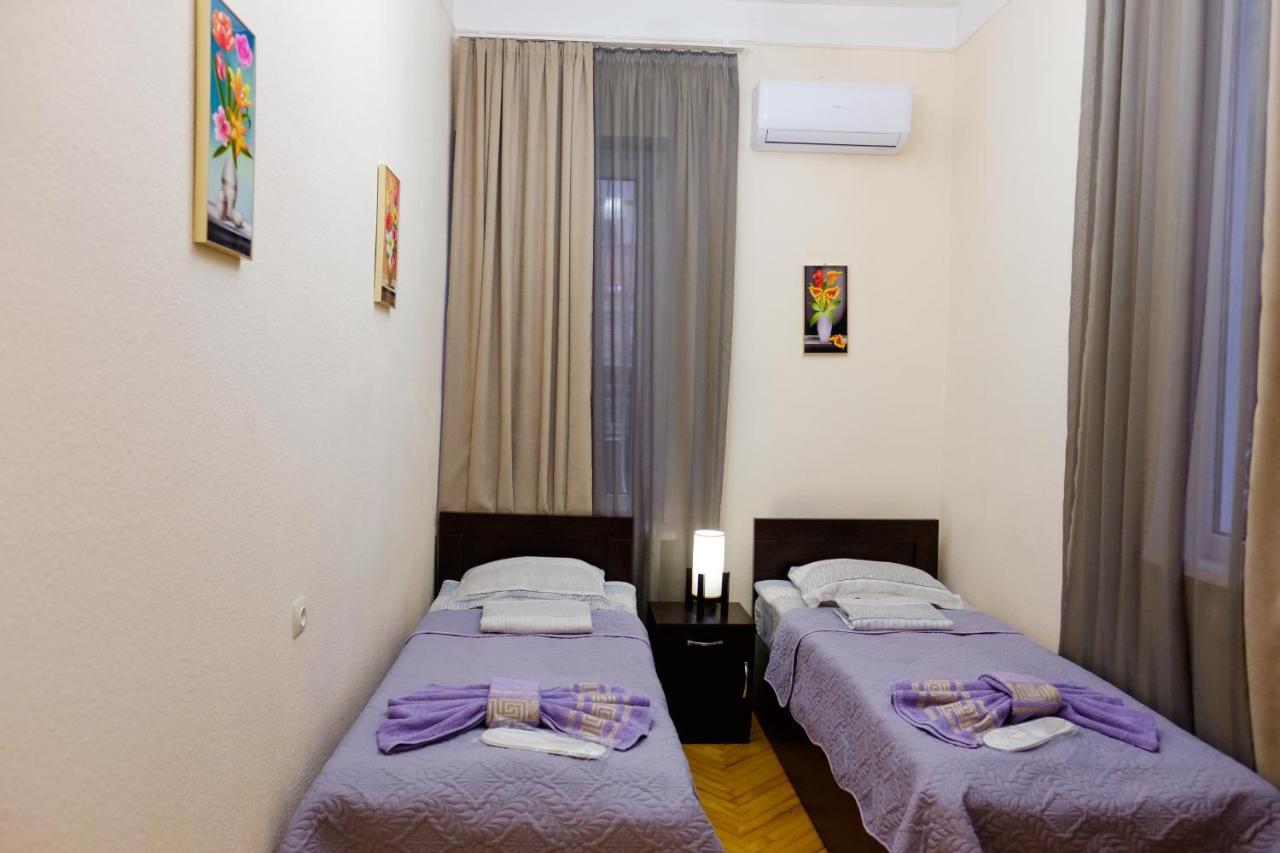 Apartment Rome Tbilisi Buitenkant foto